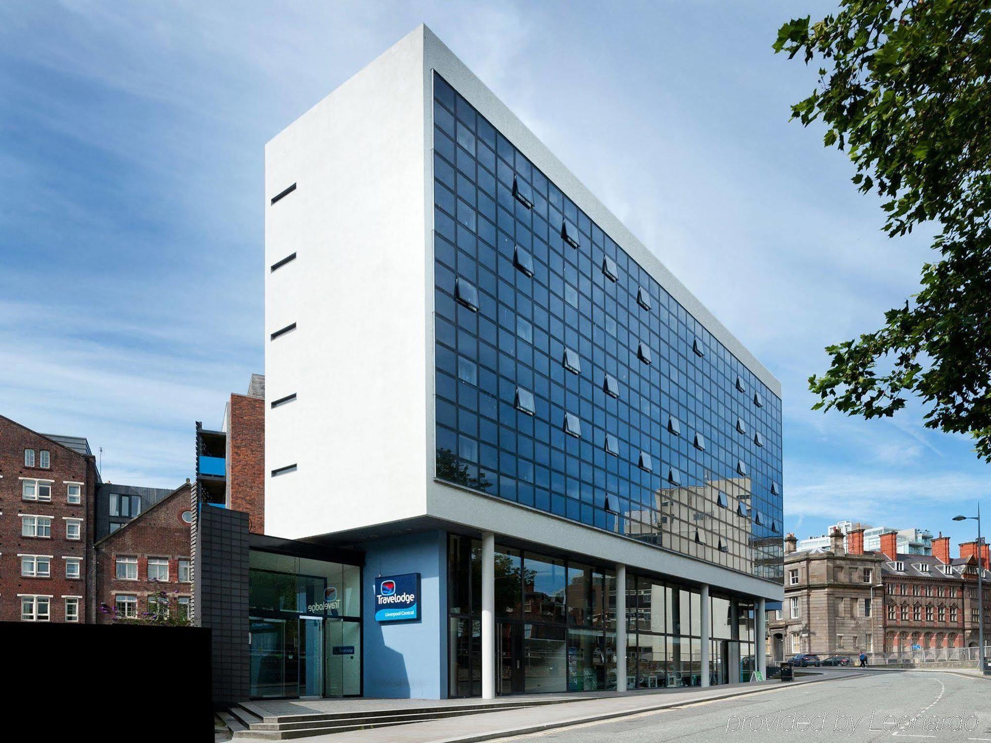 Travelodge Liverpool Central Exteriör bild