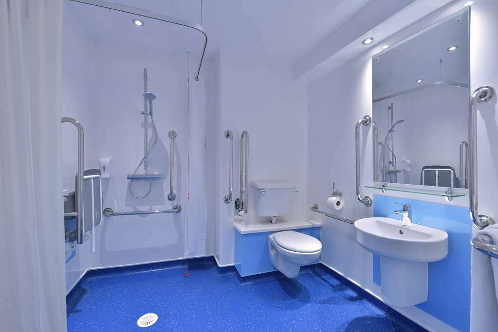Travelodge Liverpool Central Rum bild