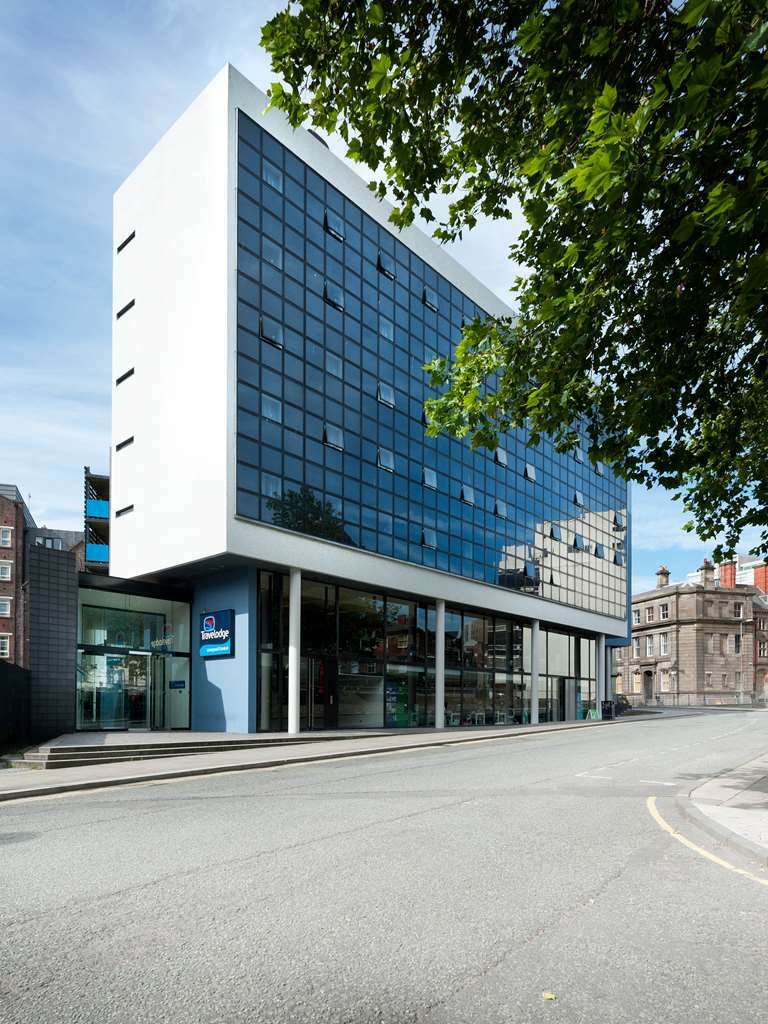 Travelodge Liverpool Central Exteriör bild
